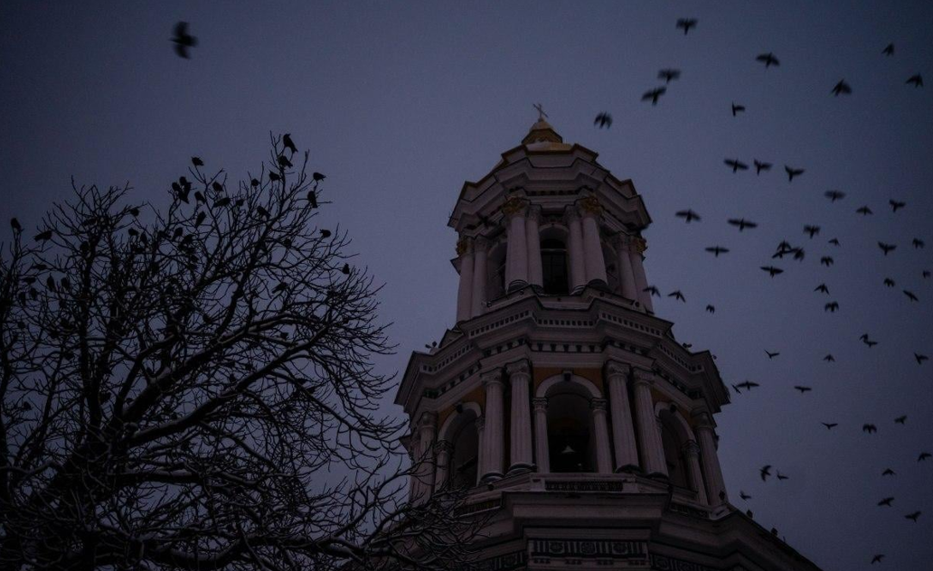 До 4 годин без світла: що потрібно знати про відключення у Києві та як дізнатися свою групу