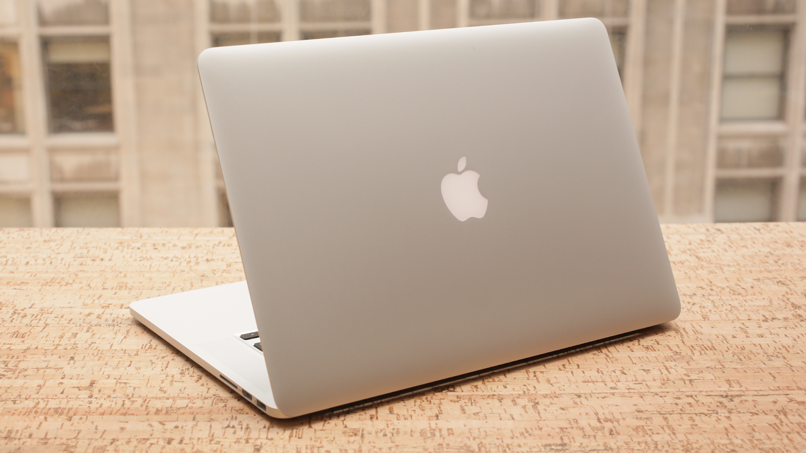 Особливості MacBook Air 15, які зроблять цей ноутбук бажаним